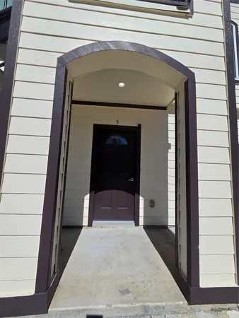 $1,500 | 7823 Gladstone Street, Unit A5, Houston, TX 77051