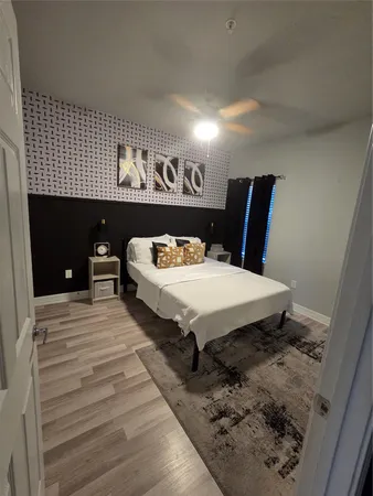 $1,500 | 7823 Gladstone Street, Unit A5, Houston, TX 77051