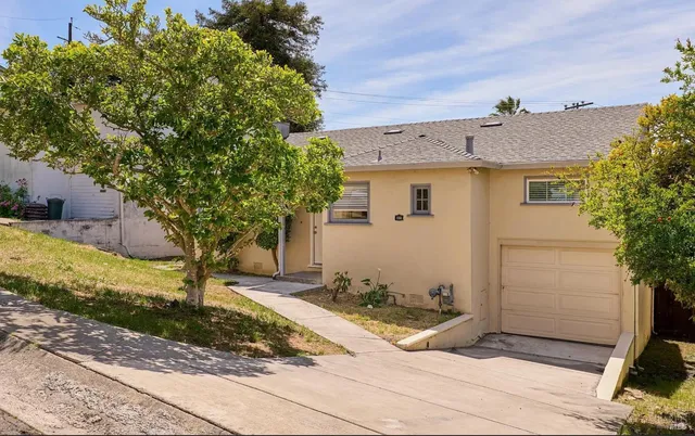 $2,700 | 133 Plov Way, Vallejo, CA 94590