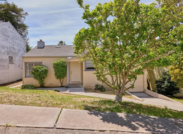 $2,700 | 133 Plov Way, Vallejo, CA 94590