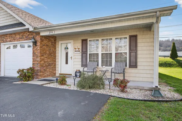 $205,000 | 259 Sapling Grove Court, Bristol, VA 24201