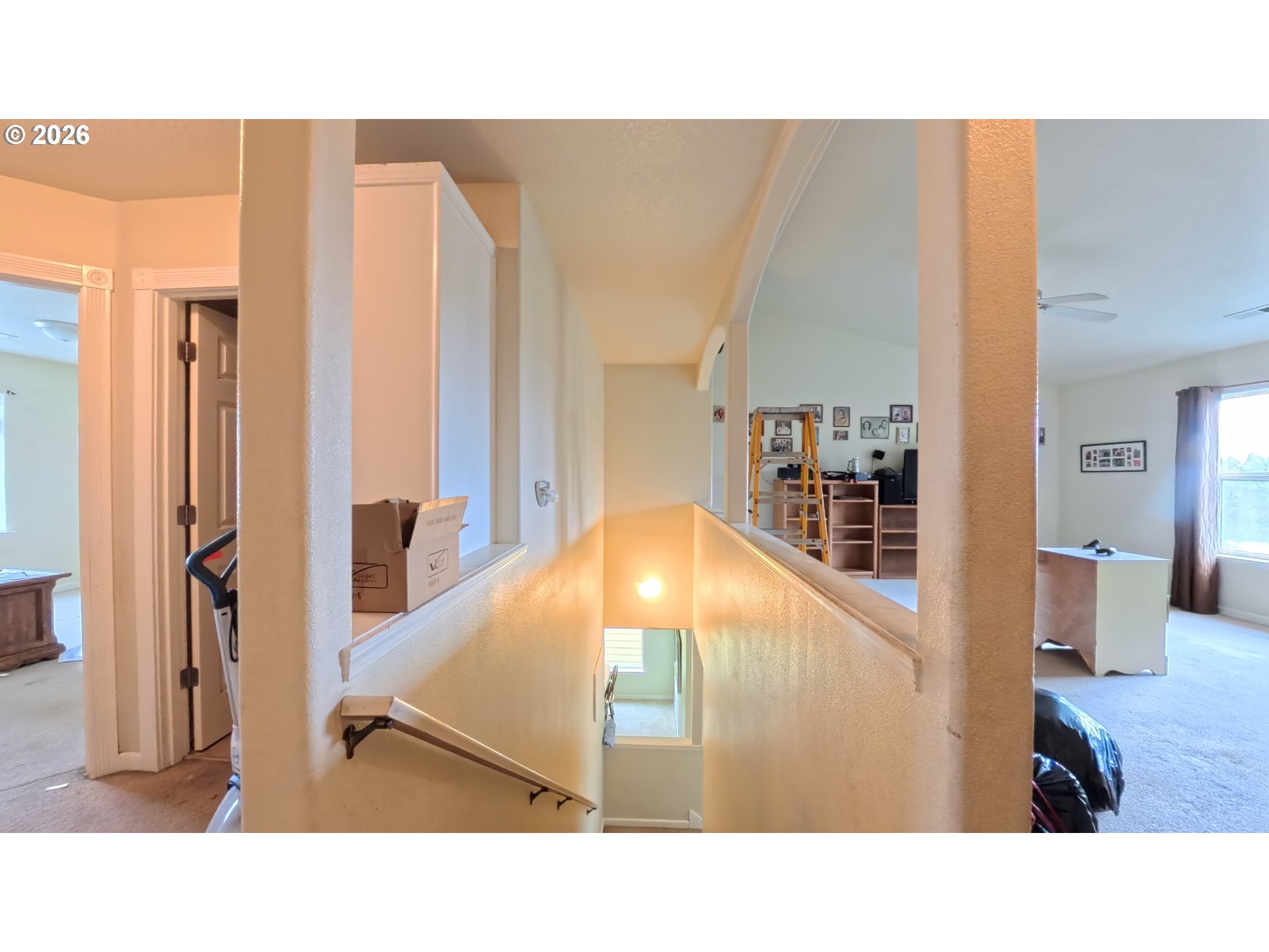 2180 Dalke Ridge Drive Northwest Salem, OR 97304 - Photo 24 of 29 a picture of a living room and bathroom