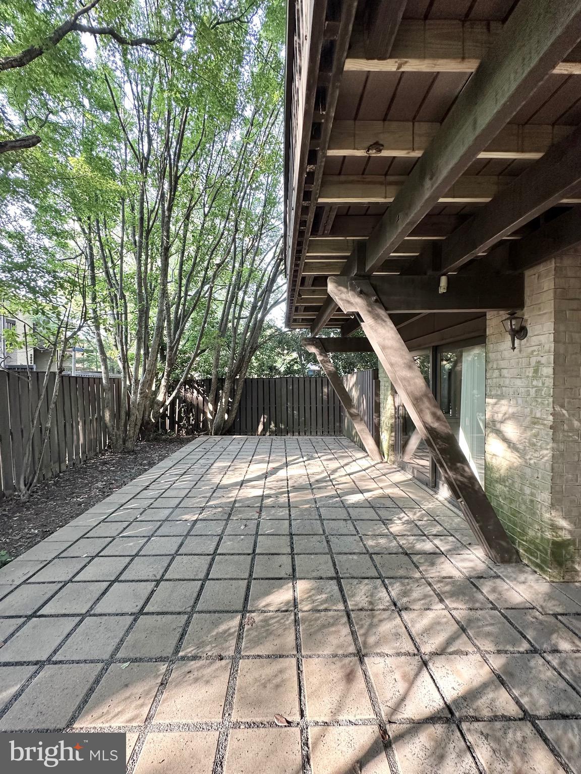 2021 Lakebreeze Way Reston, VA 20191 - Photo 46 of 51