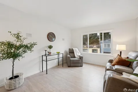 $799,000 | 1174 Bowdoin Street, San Francisco, CA 94134