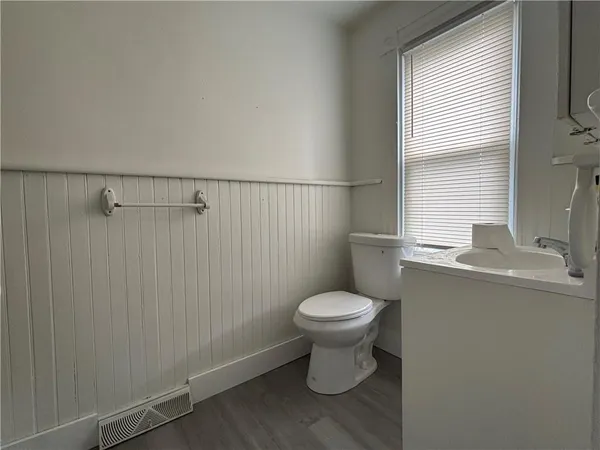 $1,250 | 22 West Katherine Avenue, Washington, PA 15301