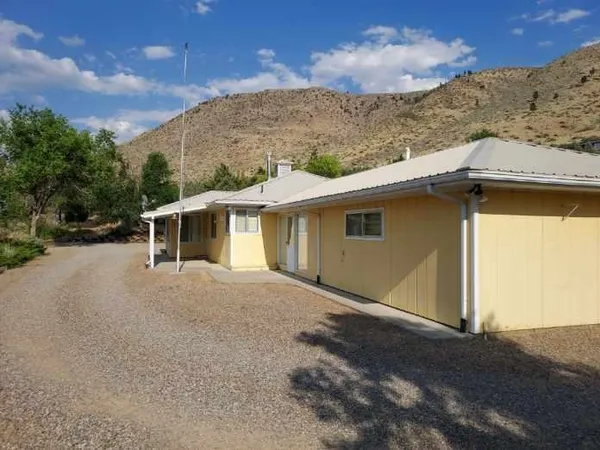 a view of a house with a outdoor space