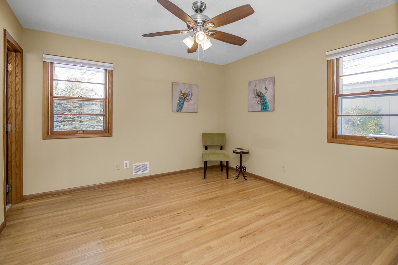 7064 Glenross Road Woodbury, MN 55125 - Photo 20 of 44