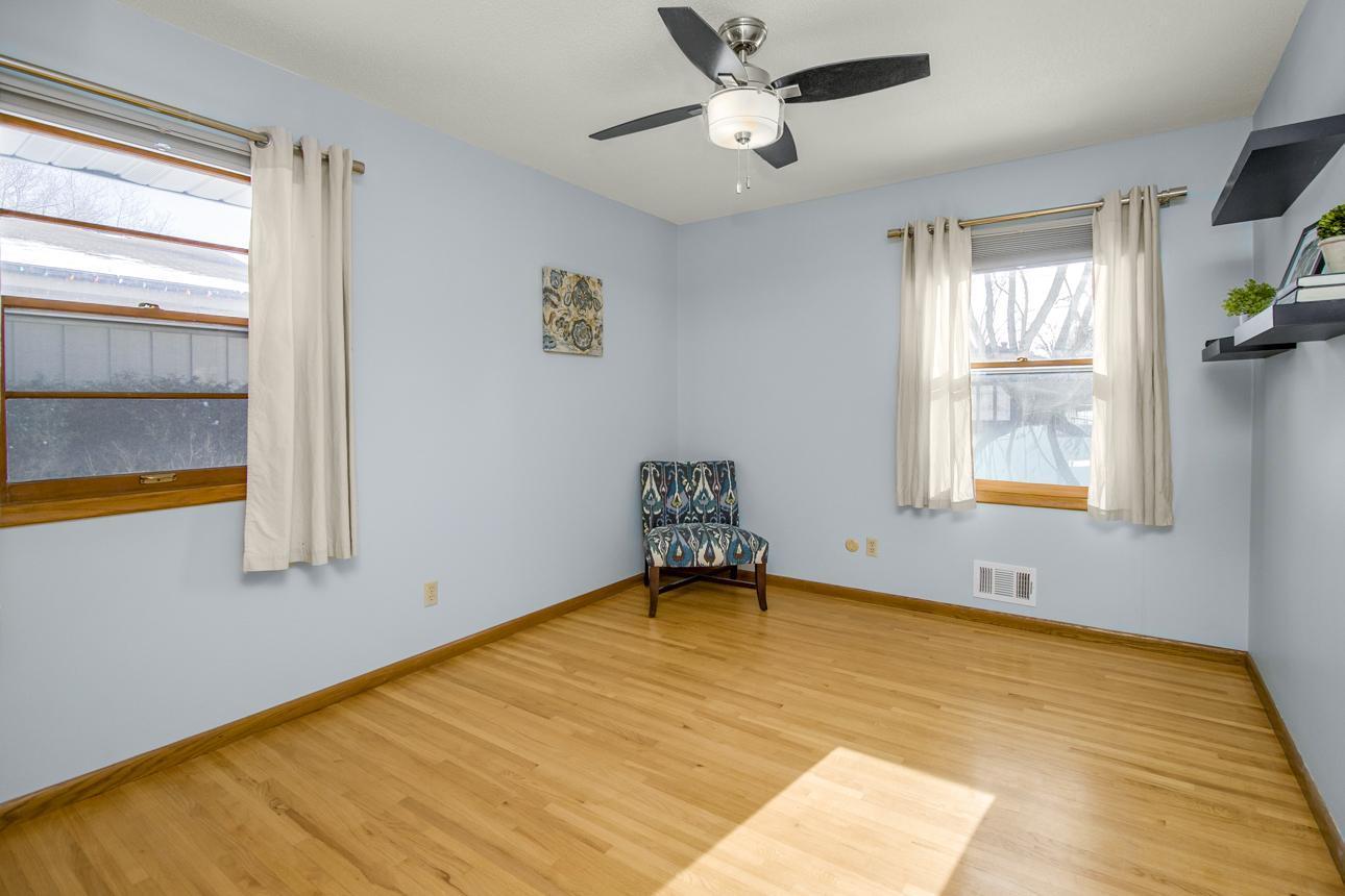 7064 Glenross Road Woodbury, MN 55125 - Photo 25 of 44