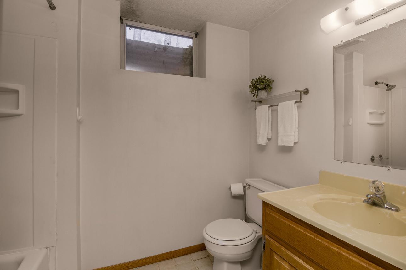 7064 Glenross Road Woodbury, MN 55125 - Photo 34 of 44