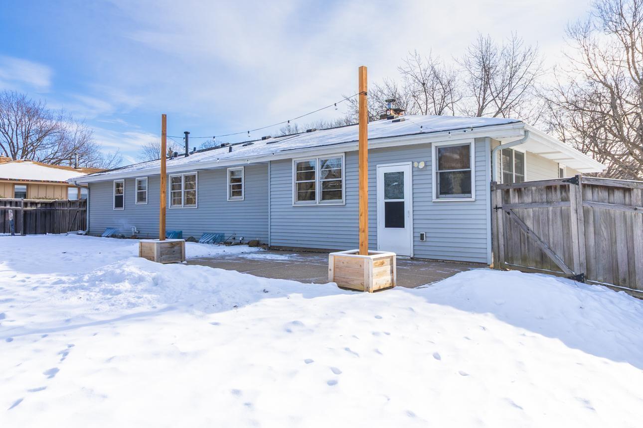 7064 Glenross Road Woodbury, MN 55125 - Photo 38 of 44