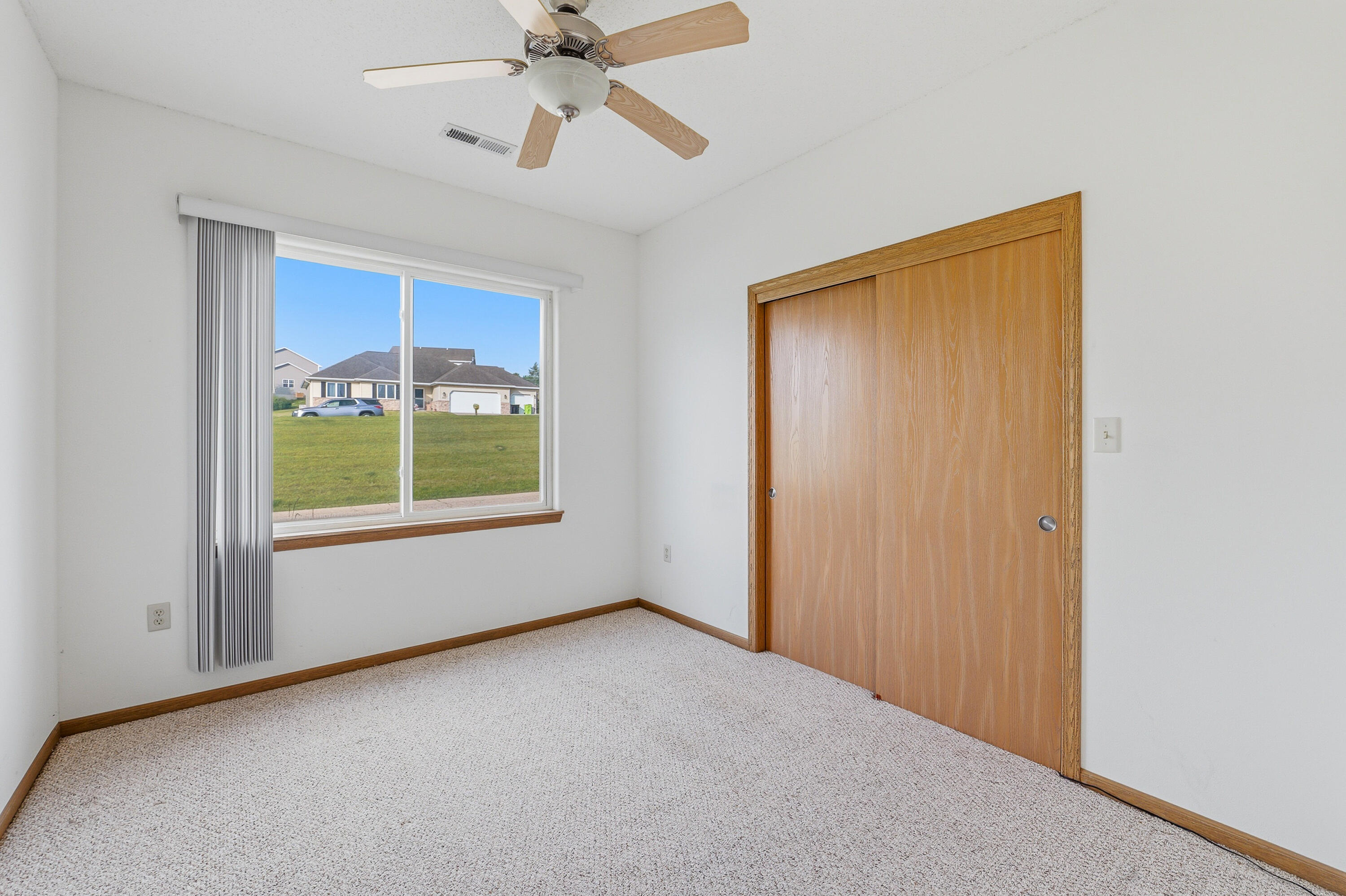334 Brookside Drive, Unit 4 Juneau, WI 53039 - Photo 16 of 21 P1962425
