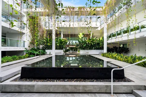 $2,389,000 | 1201 20th Street, Unit 304, Miami Beach, FL 33139