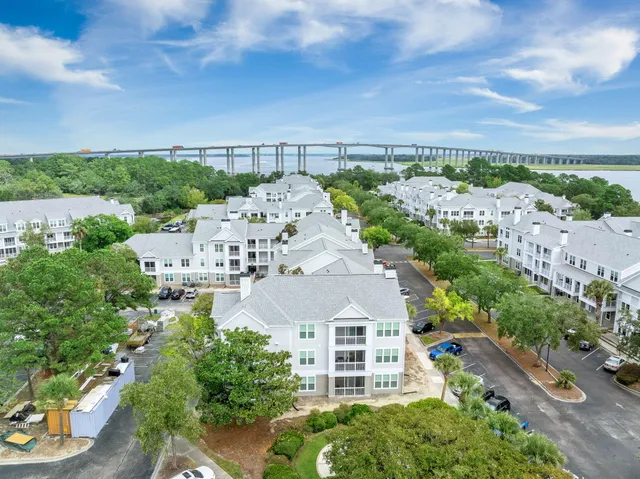 $520,000 | 130 River Landing Drive, Unit 12204, Charleston, SC 29492