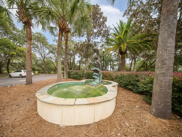 $520,000 | 130 River Landing Drive, Unit 12204, Charleston, SC 29492