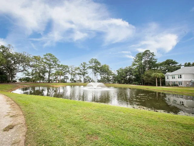 $520,000 | 130 River Landing Drive, Unit 12204, Charleston, SC 29492