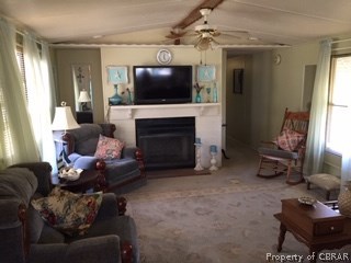9577 Rowes Point Road Hayes, VA 23072 - Photo 3 of 15 Gallery Image 3