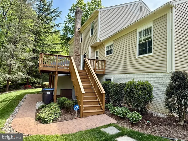 $750,000 | 15861 Montview Drive, Dumfries, VA 22025