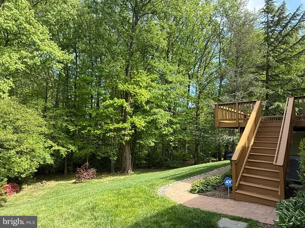 $750,000 | 15861 Montview Drive, Dumfries, VA 22025