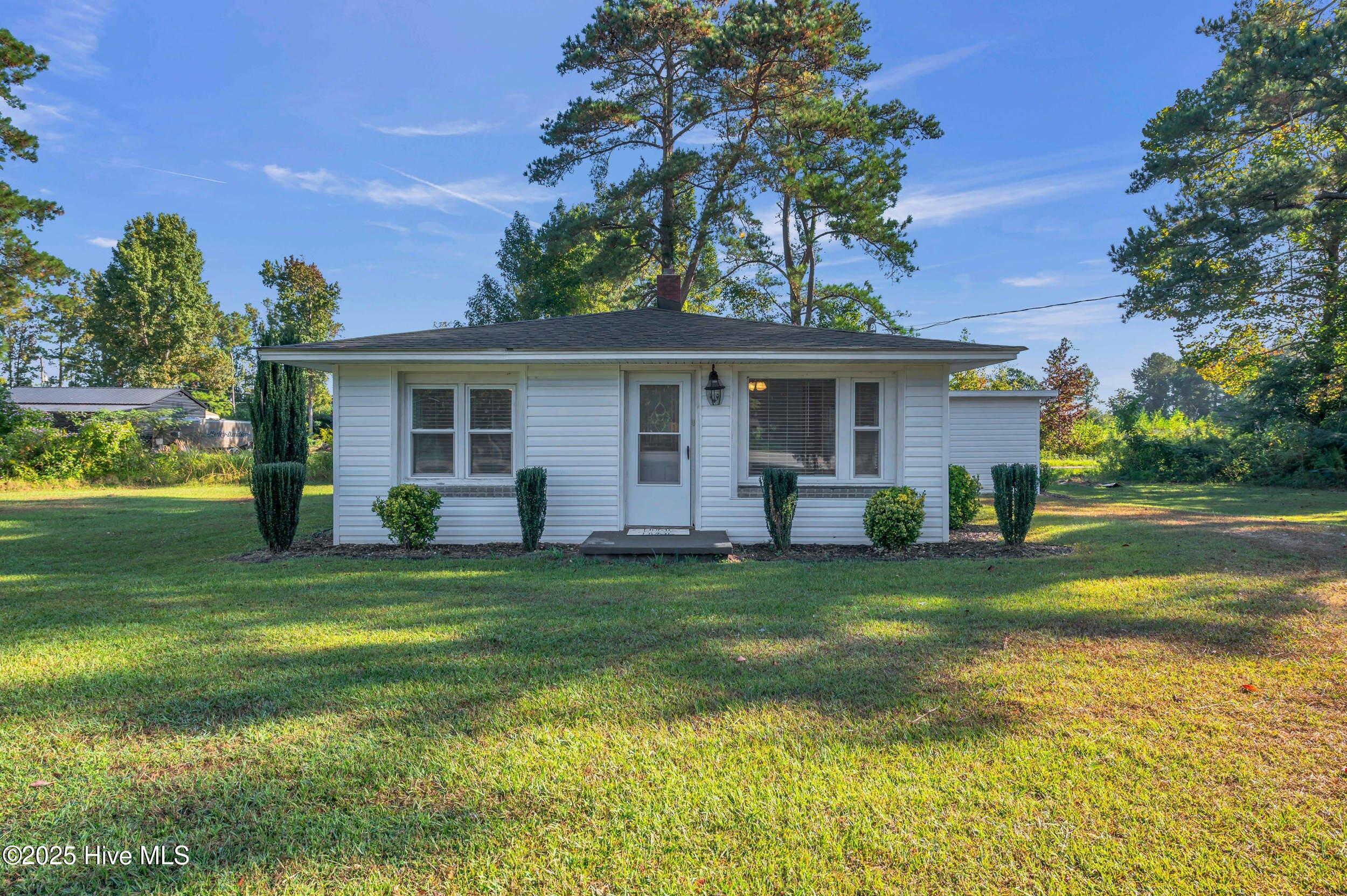 1_351 green swamp rd s-00001