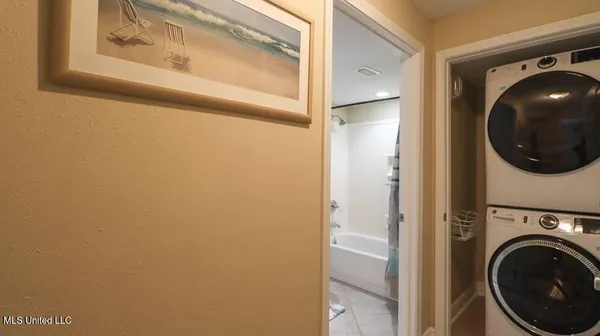 $299,900 | 2046 Beach Boulevard, Unit 128, Biloxi, MS 39531