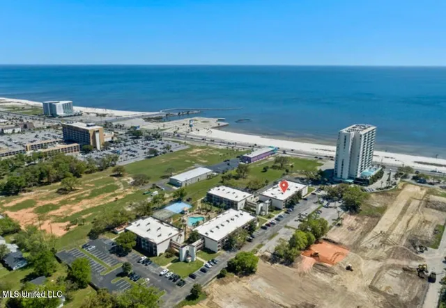 $299,900 | 2046 Beach Boulevard, Unit 128, Biloxi, MS 39531
