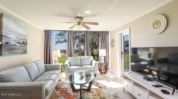 $299,900 | 2046 Beach Boulevard, Unit 128, Biloxi, MS 39531