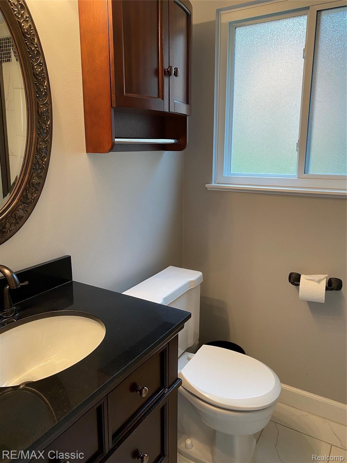 43120 Hanford Road Canton, MI 48187 - Photo 43 of 82 IPFfLe++T2+nKASX9VPNFQ.jpg