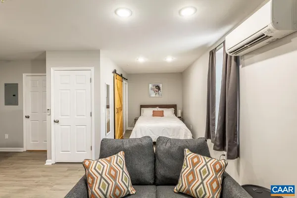 $1,995 | 1329 Riverdale Drive, Unit 4, Charlottesville, VA 22902