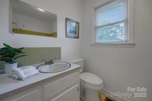 $249,900 | 913 Harper Road, Gastonia, NC 28056