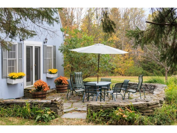 415 Upper Hollow Road Stowe, VT 05672 - Photo 23 of 36