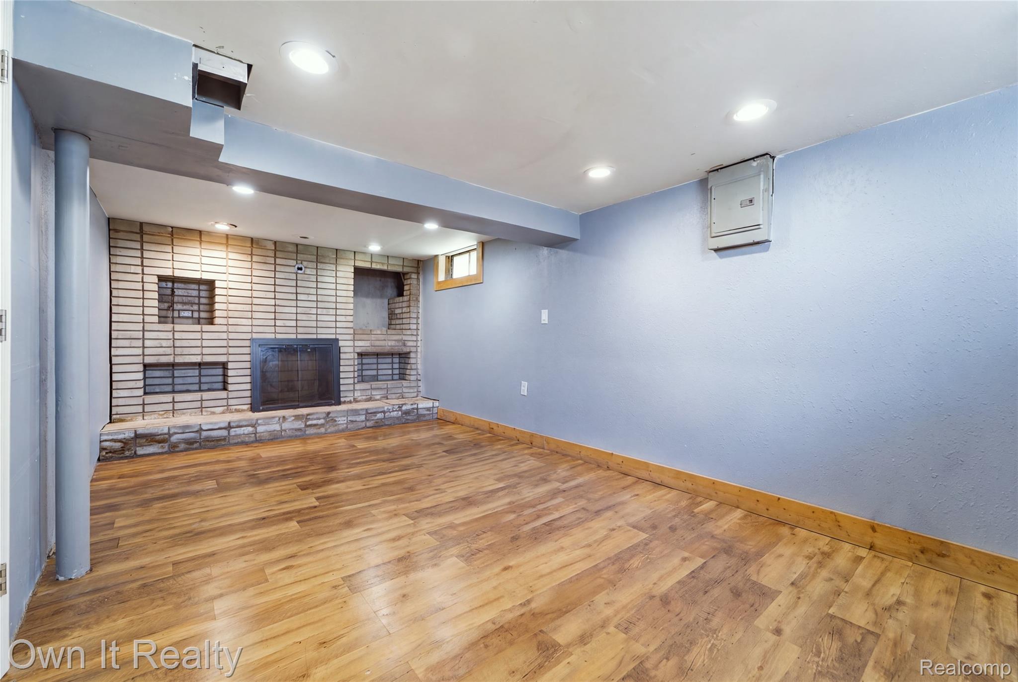 26772 Colgate Street Inkster, MI 48141 - Photo 15 of 25 DSC05152_reedit_b7ee47a9_fa570b93.jpg