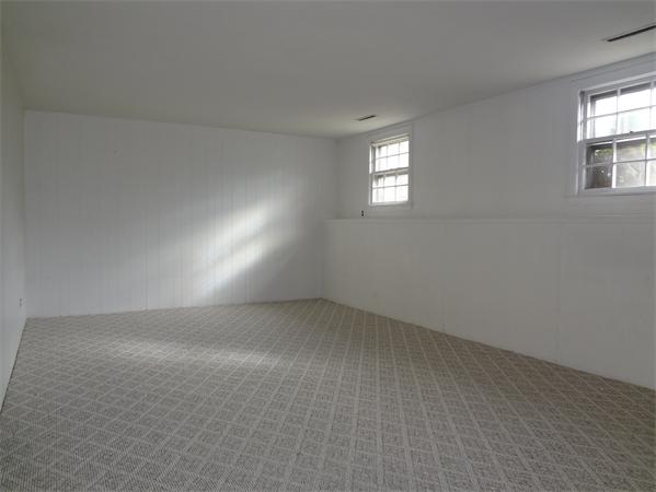 44 Robin Road Westborough, MA 01581 - Photo 11 of 14 Gallery Image 11