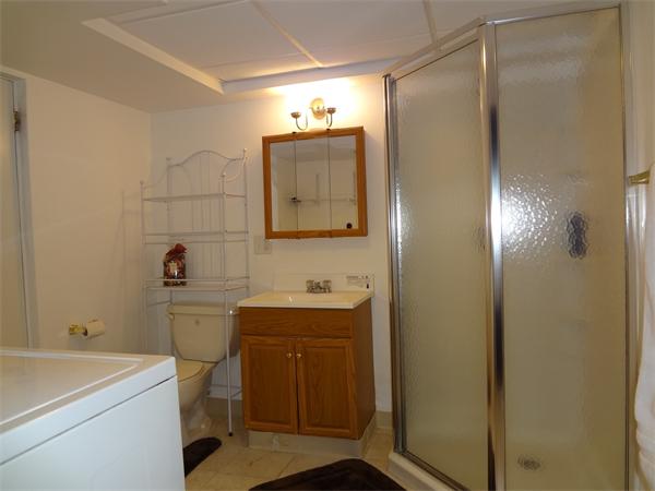 44 Robin Road Westborough, MA 01581 - Photo 12 of 14 Gallery Image 12