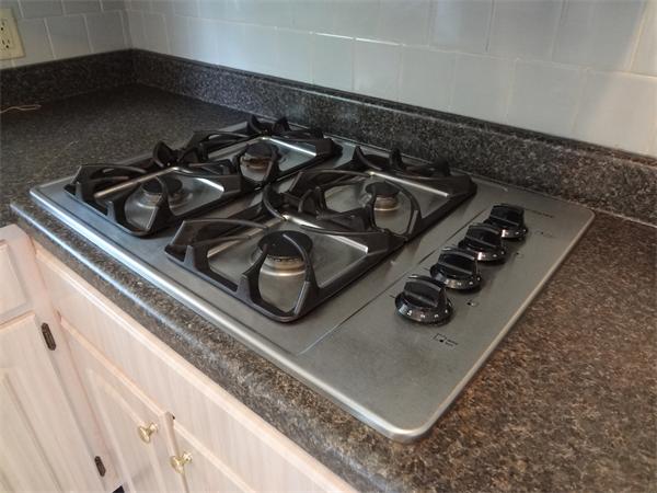 44 Robin Road Westborough, MA 01581 - Photo 6 of 14 Gallery Image 6