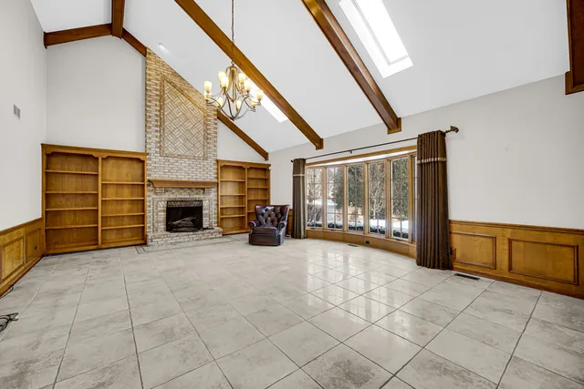 $6,500 | 8S241 Dunham Drive, Naperville, IL 60540