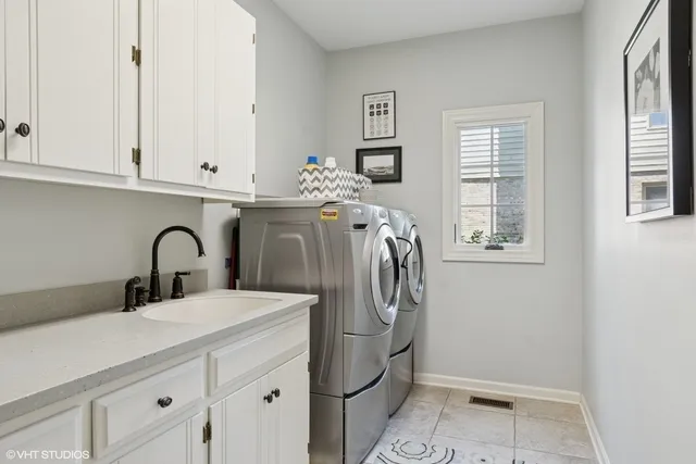 $6,500 | 8S241 Dunham Drive, Naperville, IL 60540