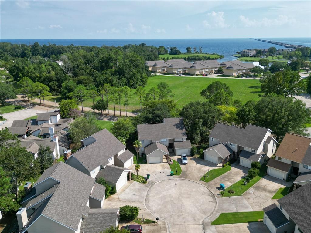 10 Caribbean Court, Unit 10 Mandeville, LA 70448 - Photo 3 of 19