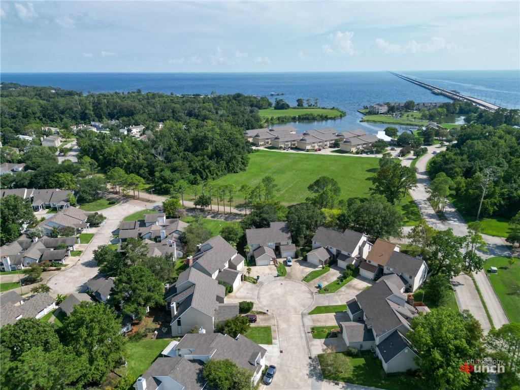 10 Caribbean Court, Unit 10 Mandeville, LA 70448 - Photo 4 of 19