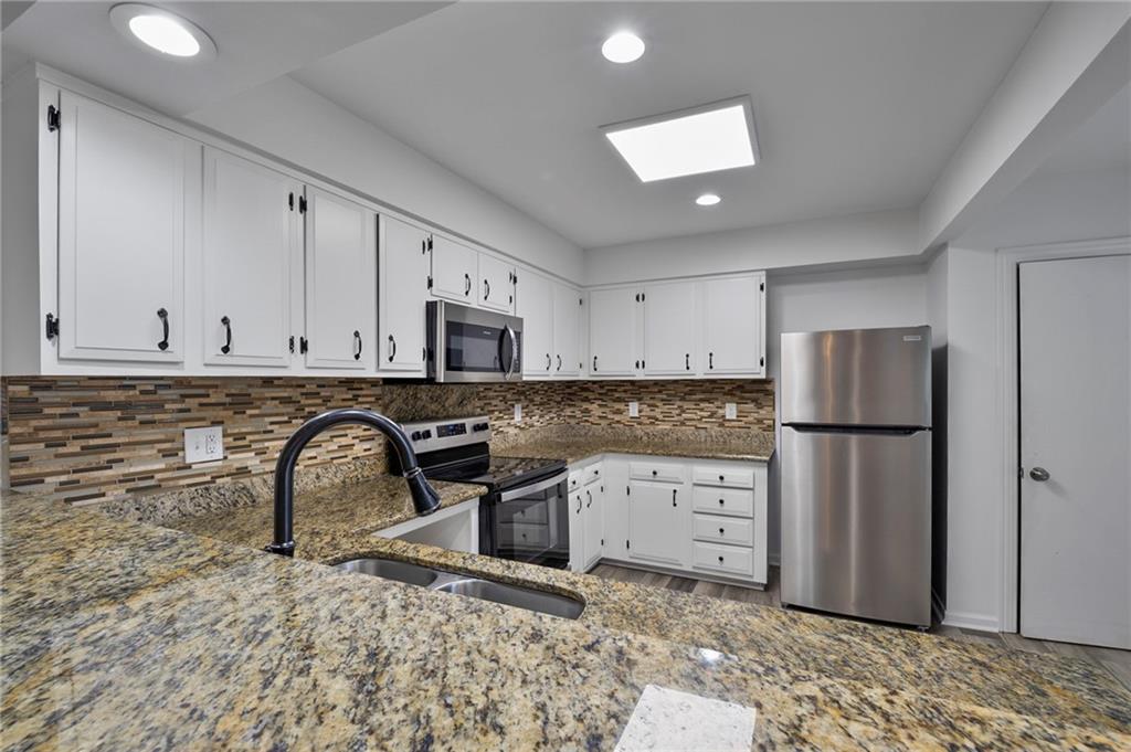 10 Caribbean Court, Unit 10 Mandeville, LA 70448 - Photo 9 of 19