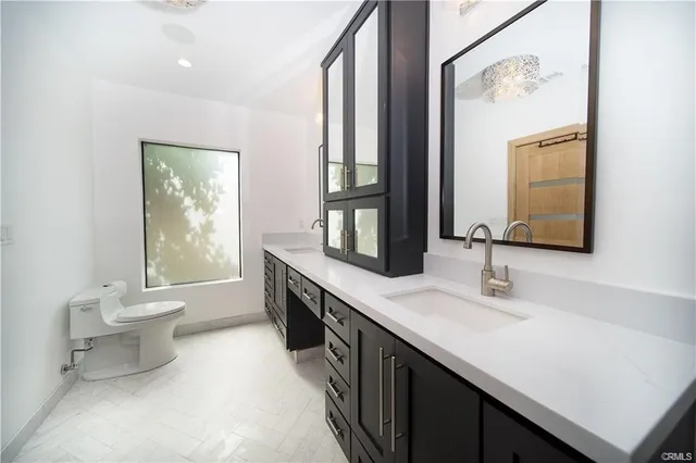 $1,399,000 | 6606 Aura Avenue, Reseda, CA 91335