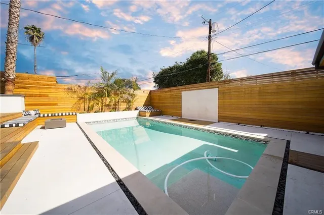 $1,399,000 | 6606 Aura Avenue, Reseda, CA 91335