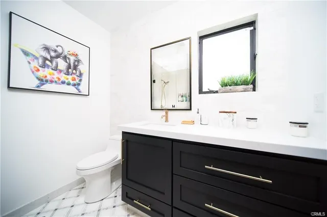 $1,399,000 | 6606 Aura Avenue, Reseda, CA 91335