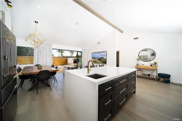 $1,399,000 | 6606 Aura Avenue, Reseda, CA 91335