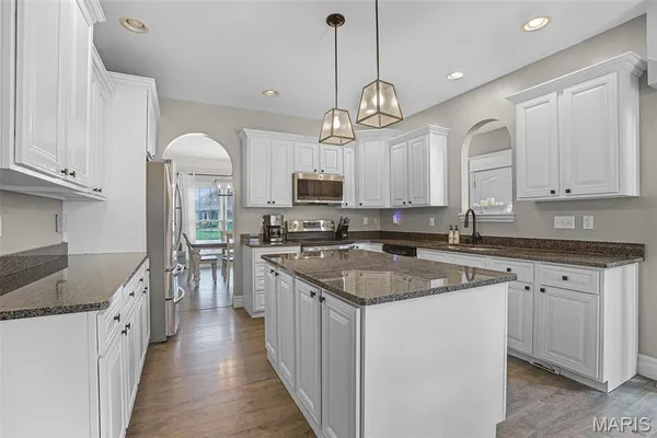 $675,000 | 3375 Piazza Lane, Edwardsville, IL 62025
