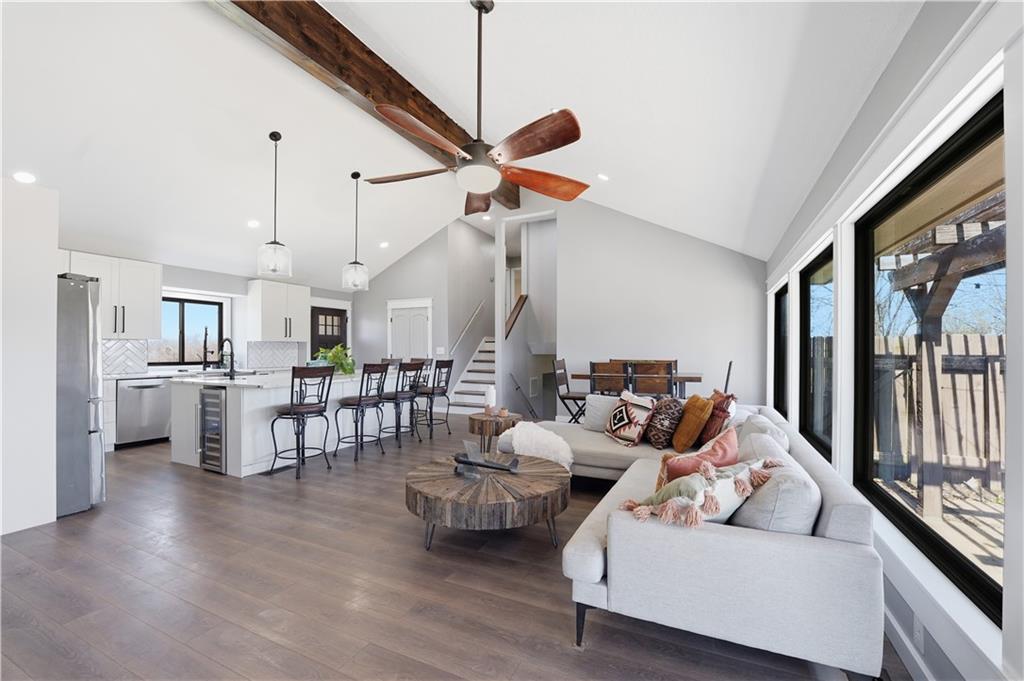 17685 Edgerton Road Edgerton, KS 66021 - Photo 12 of 36