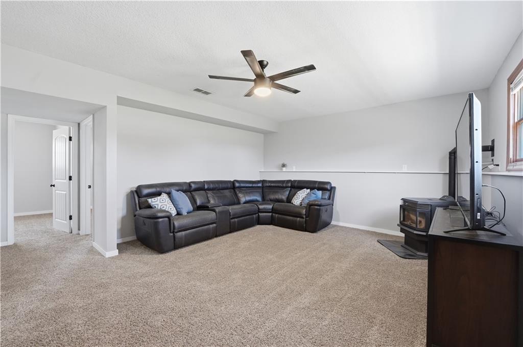 17685 Edgerton Road Edgerton, KS 66021 - Photo 22 of 36