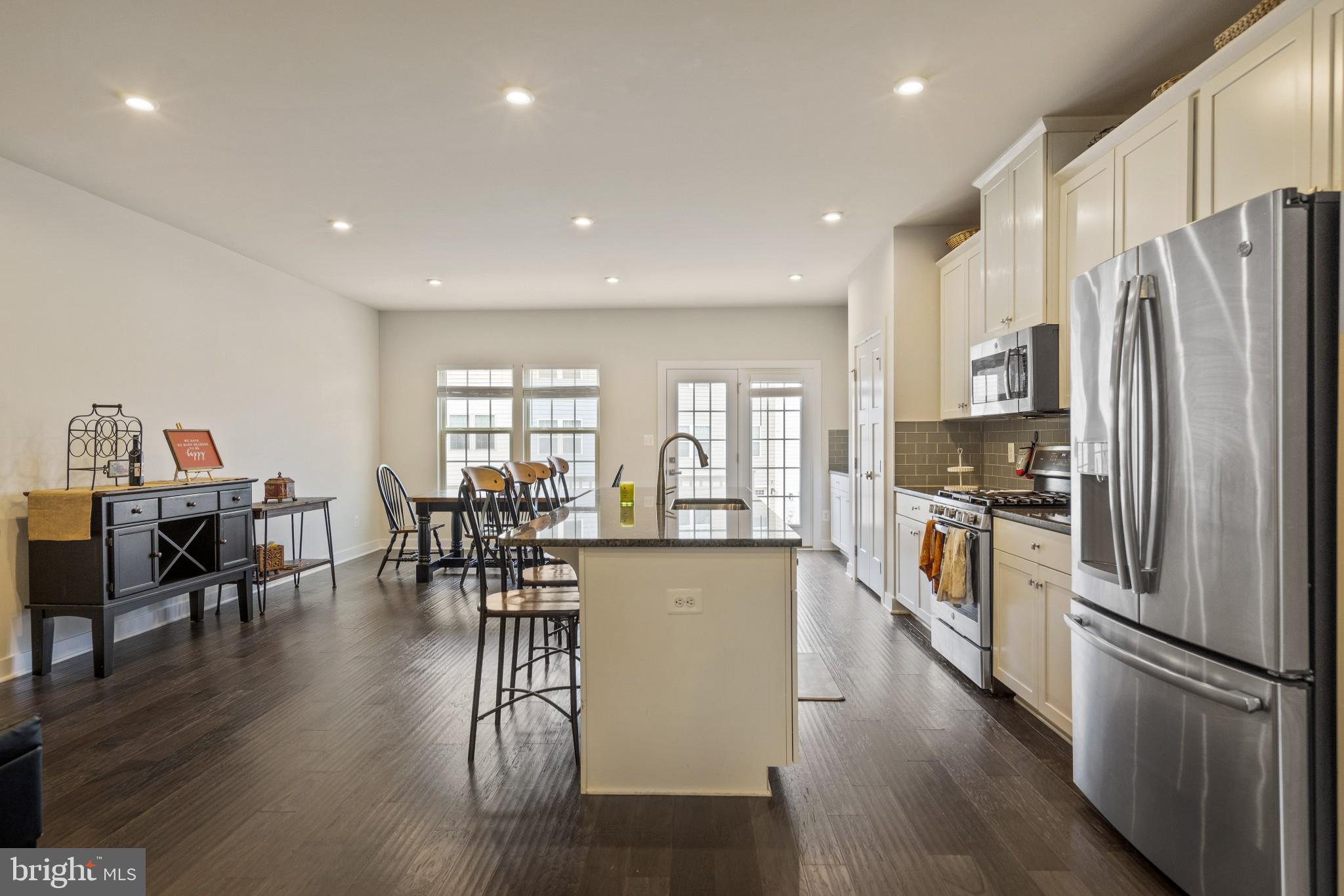18024 Red Cedar Road Dumfries, VA 22026 - Photo 6 of 42 Kitchen