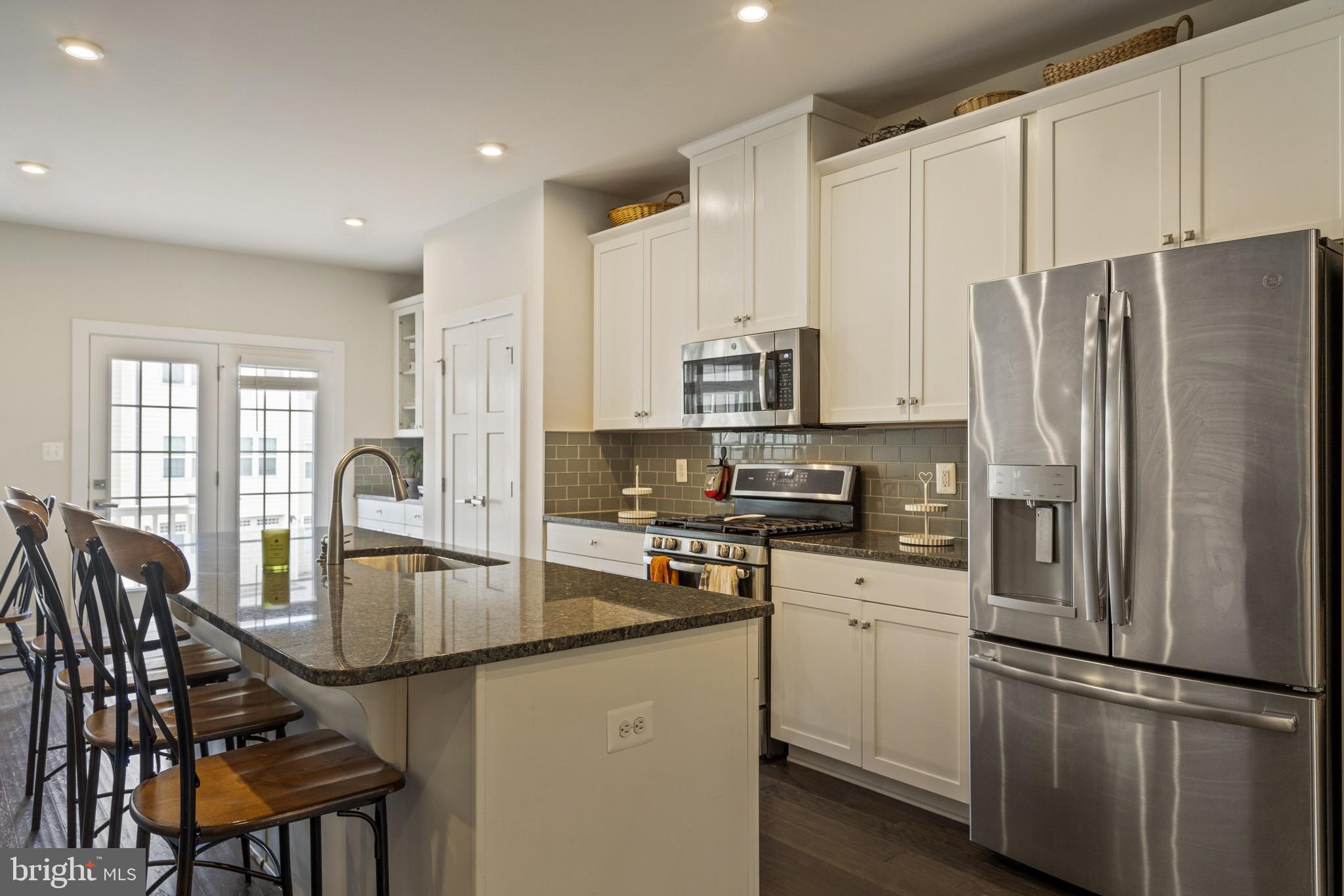 18024 Red Cedar Road Dumfries, VA 22026 - Photo 7 of 42 Kitchen