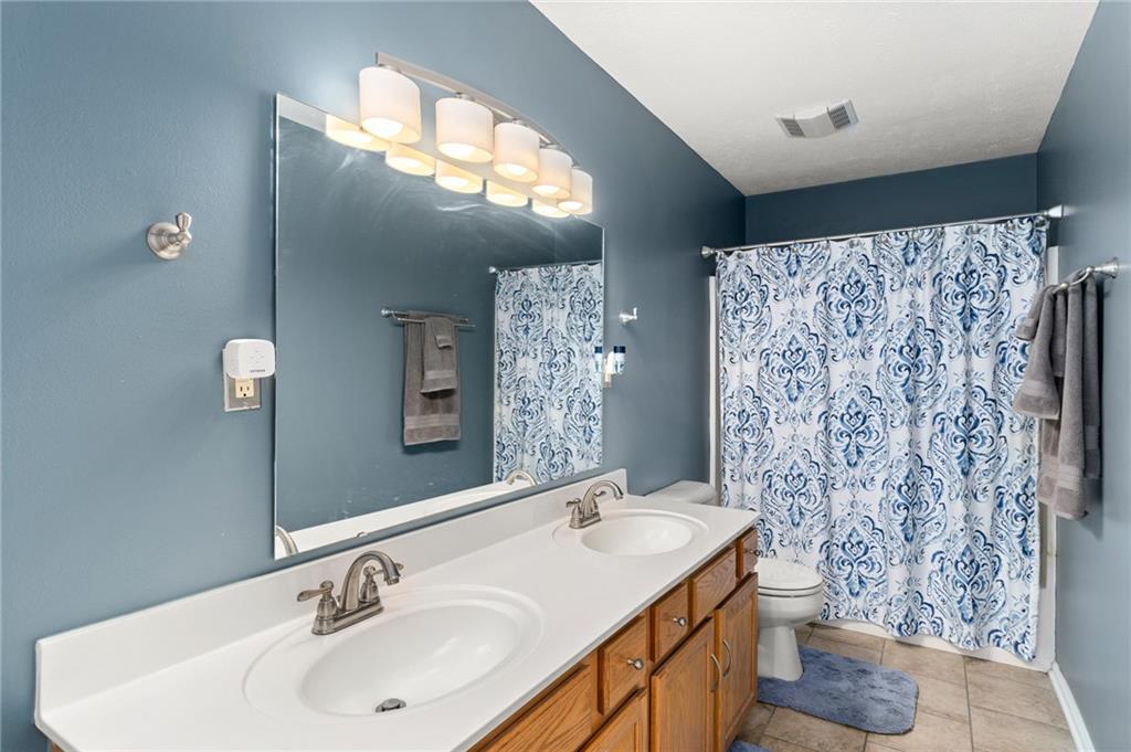 6006 Andover Road Indianapolis, IN 46220 - Photo 14 of 23