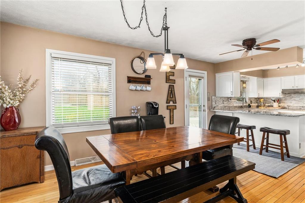6006 Andover Road Indianapolis, IN 46220 - Photo 4 of 23